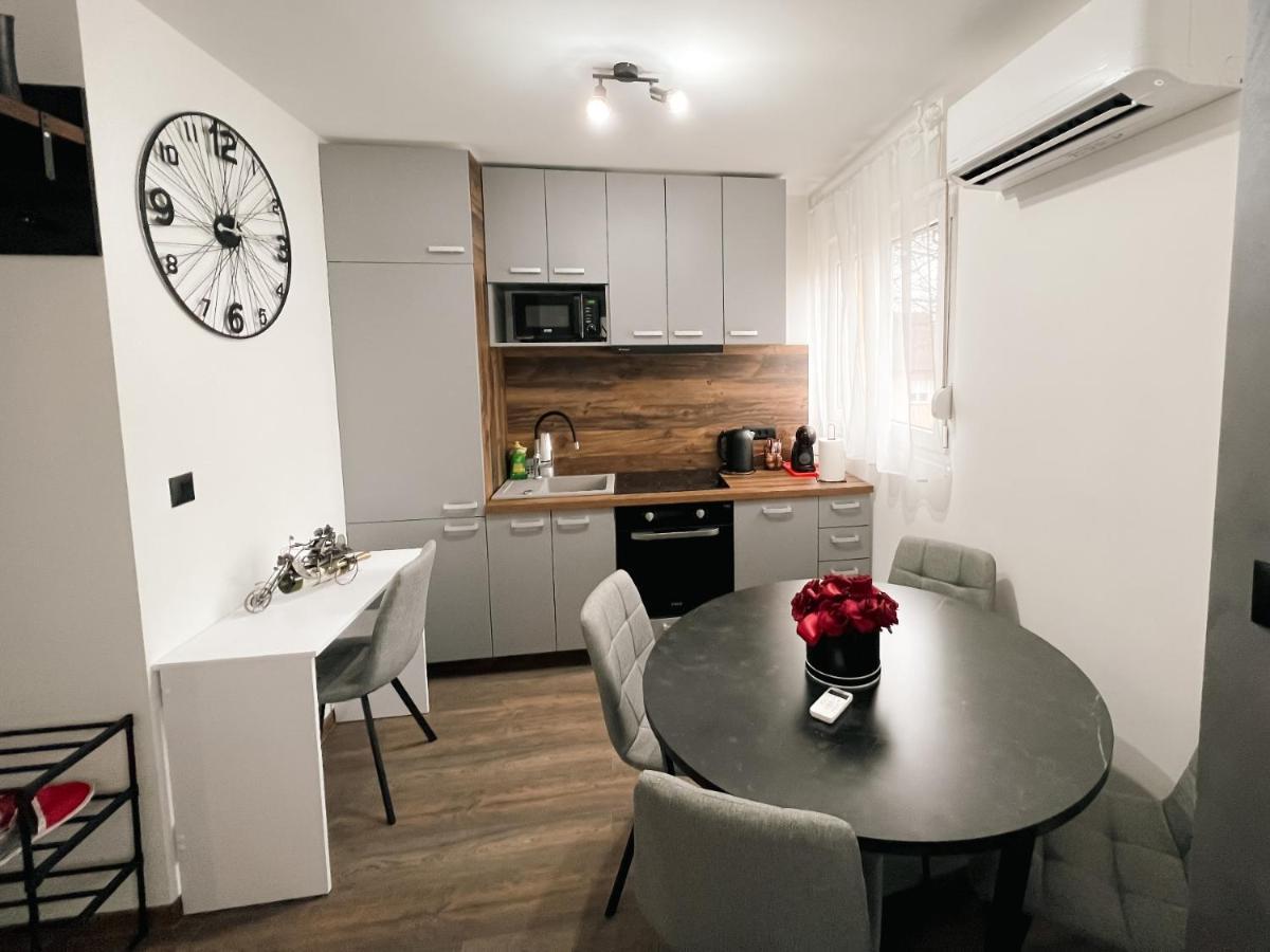 Appartement Vinkovci 1 Extérieur photo